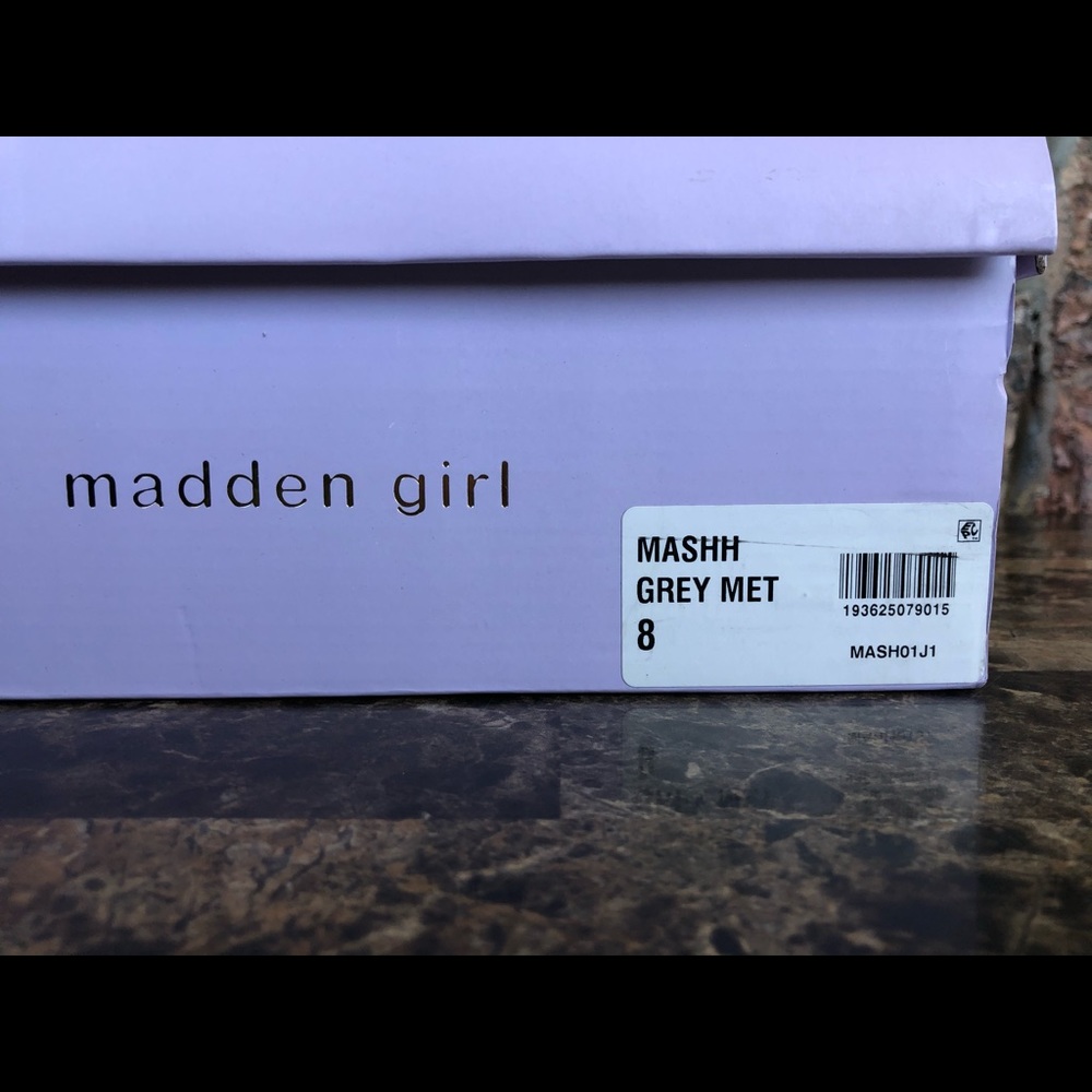 NEW  Madden Girl Mash Flatform Combat Boots - Picture 13 of 15